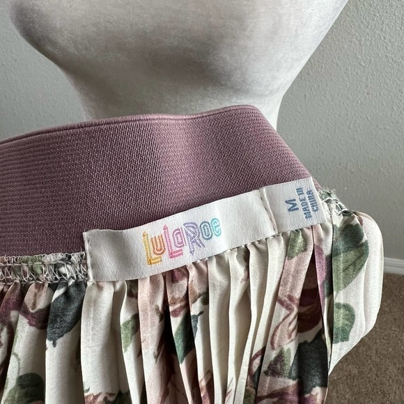 NWT LuLaroe Jill Accordion Cream Floral Stretchy Pull On Pencil Midi Skirt M - Picture 5 of 5